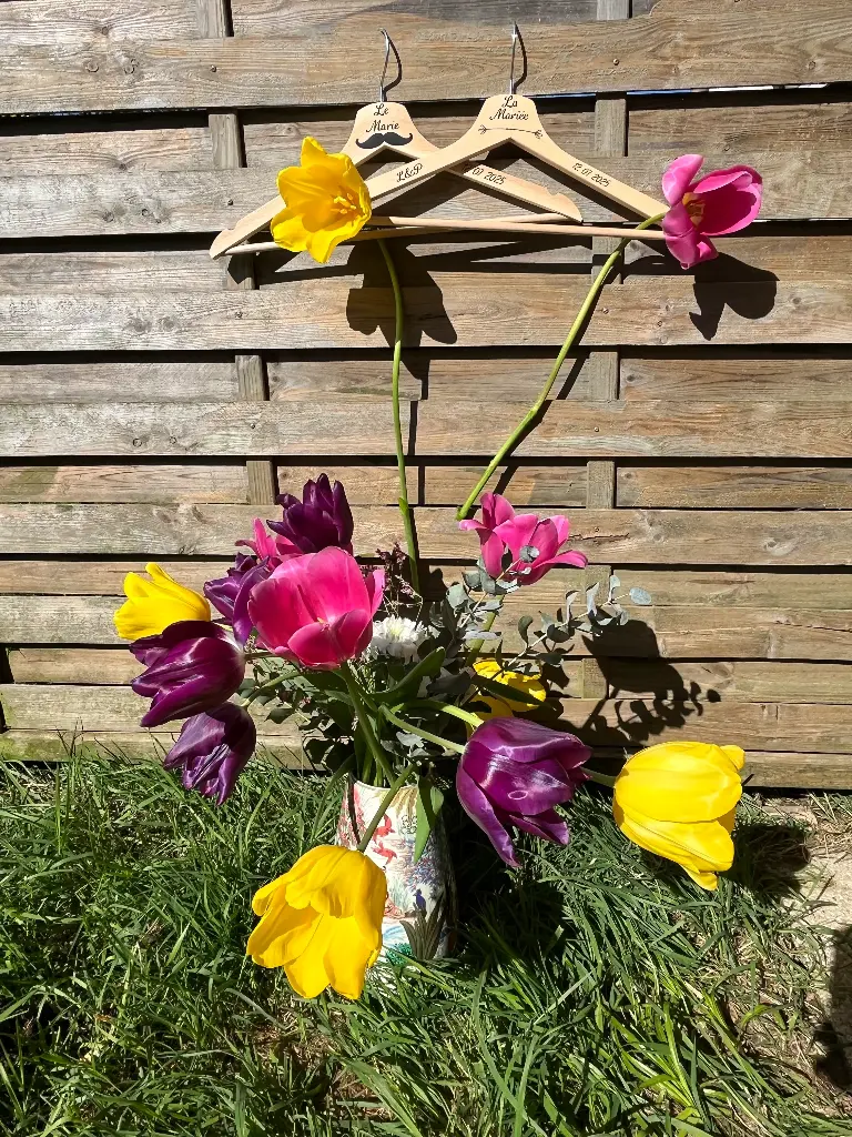 Cintre personnalisé